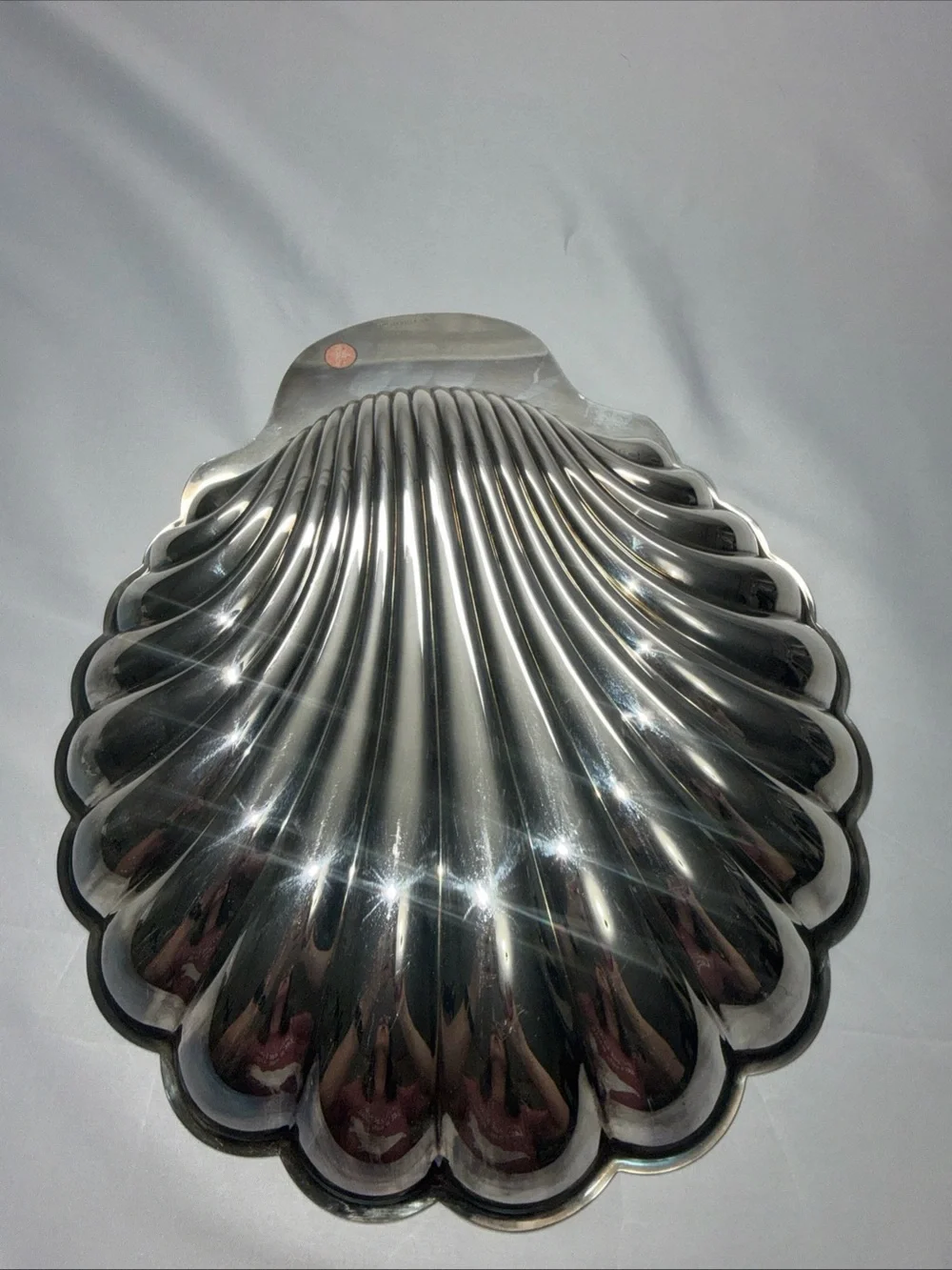 WM Rogers Victorian Rose 1995 Silverplate Shell Bowl Handled Serving Tray